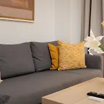 C18 Lovely Apartment In Malagueta Beach