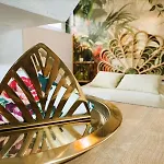 New Tropic Malaka Home
