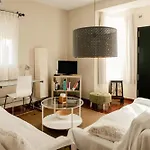 Agradable Casa Con Jardin Privado