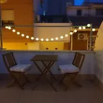 Modernes Apartment In Malaga Centro Mit Terrasse, Kingsize-Bett , Ac Und Schnellem Wlan