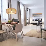 Don P - Pure Luxe Studio Malaga Down Town