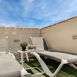 Harmony Suite Free Garage Shared Roof Terrace