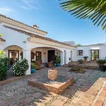 Gorgeous Spanish Chalet, Pool And Views