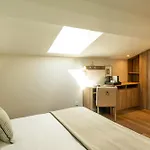 Hotel Well And Come Malaga
