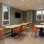 Hampton By Hilton Malaga Martiricos