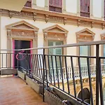 3 dormitorios con balcon junto calle Larios