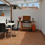 Holiday Beach Apartments Veronica
