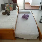 Sunny Apartments Studio