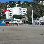 Playa Virginia, 13