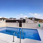 -Malagasunapts- Citycentre Rooftop Pool