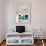 Estudio En Paseo Maritimo Frente A La Playa