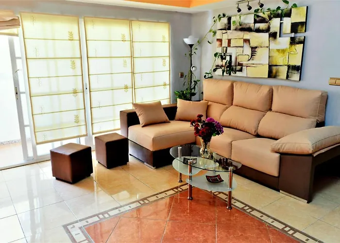 Bonito apartamento céntrico y cerca de la playa.