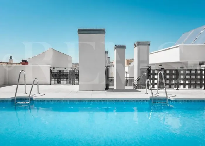 Designed Studio With Common Swimming Pool - Center By Rems