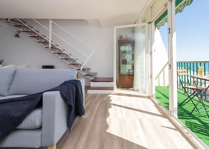 C31 - Sea View Sunny Duplex