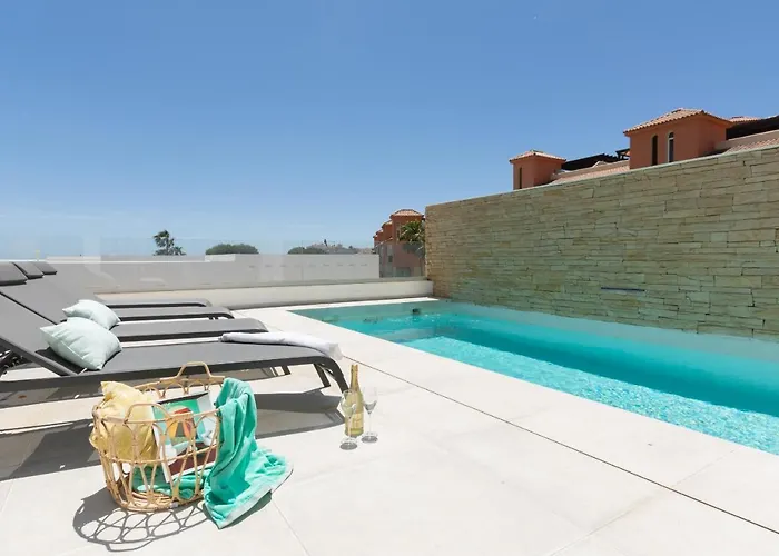 394921 - Wonderful Semi Detached Villa