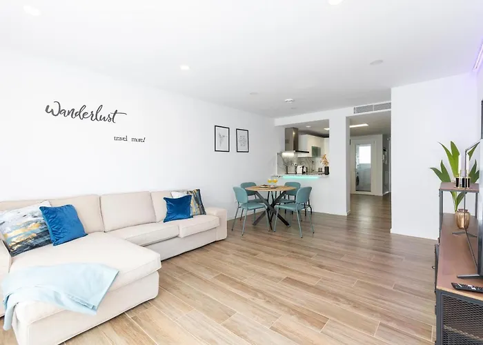 Fabuloso Apartamento nuevo con Parking y Piscina
