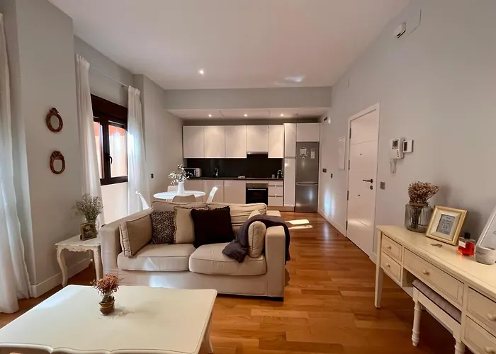 Homely Málaga Sebastián Souvirón Biznaga Deluxe