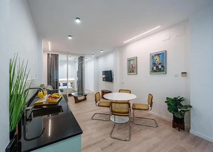 Exclusive Alameda - Central Apartment