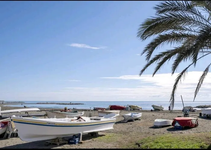 Water Front Beach Apt A