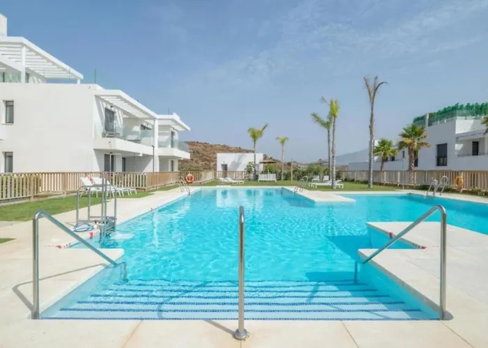 Beautiful modern 2 bedroom in Casa Banderas, La Cala de Mijas