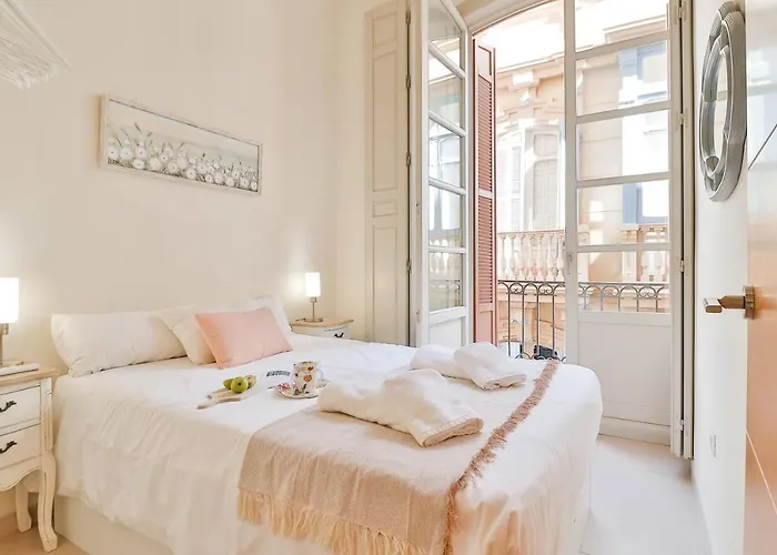 Flat 2 Bedrooms In The City Center