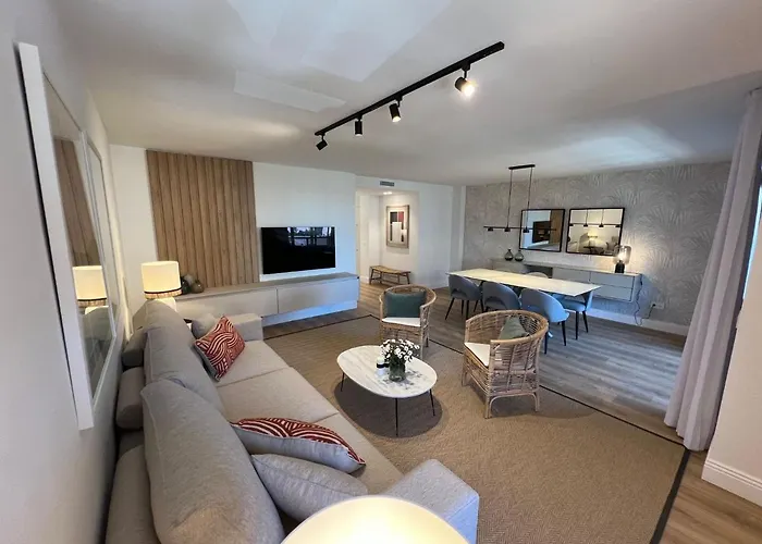 Donoso Cortes & Free Parking By Ele Apartments
