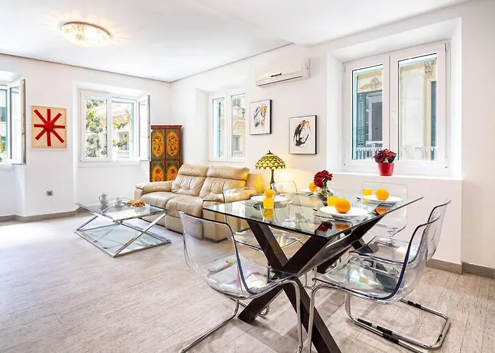 Felix Saenz Apartments!
