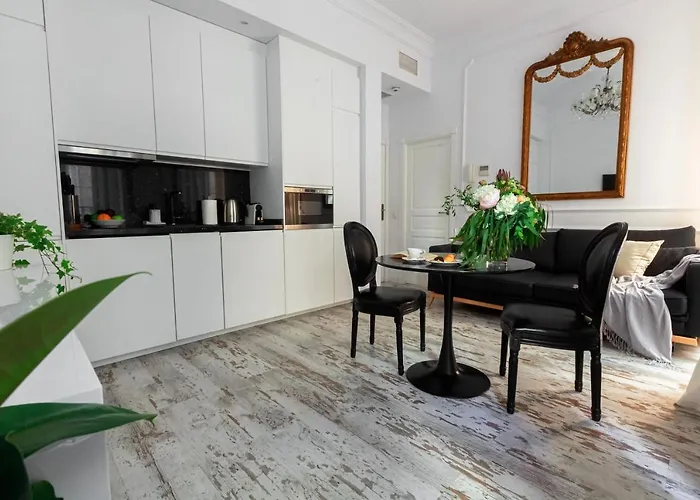 La Luna Suite In Old Town Of Malaga