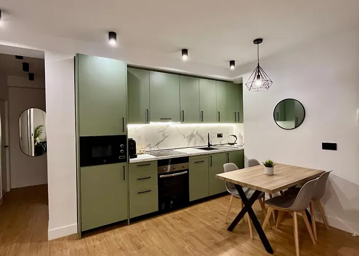 Piso Picasso, Modern Apartment In The Heart Of Malaga City