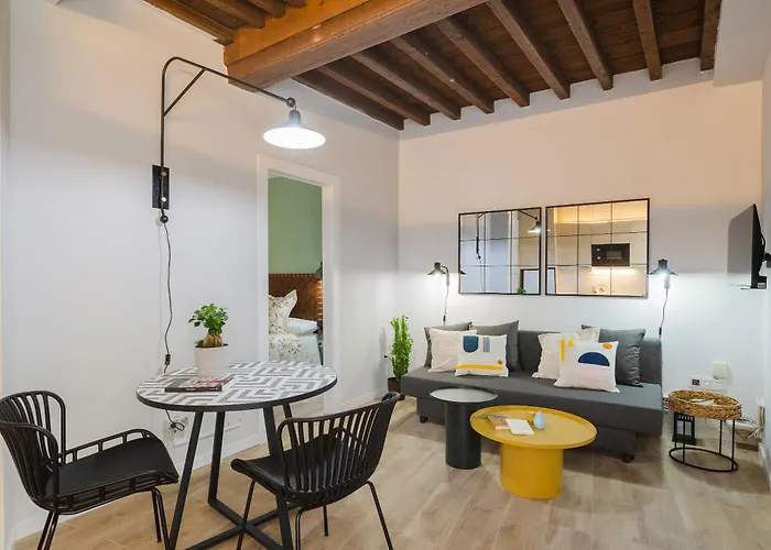 Quiet Apartment In The Center