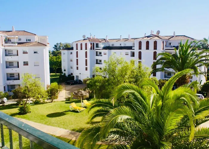 Lovely Apartment, Grancalahonda By Holidays2Rent