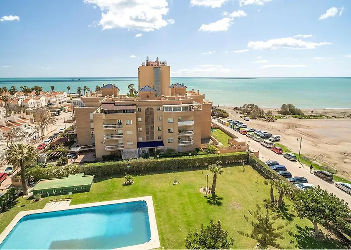 Gorgeous Apartment In Malaga With House Sea View