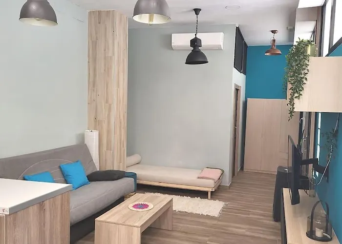 Studio Type Loft Malaga Gare De Trains Et Plage