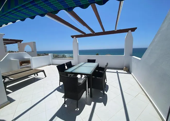 Precioso Atico Con Vistas Al Mar