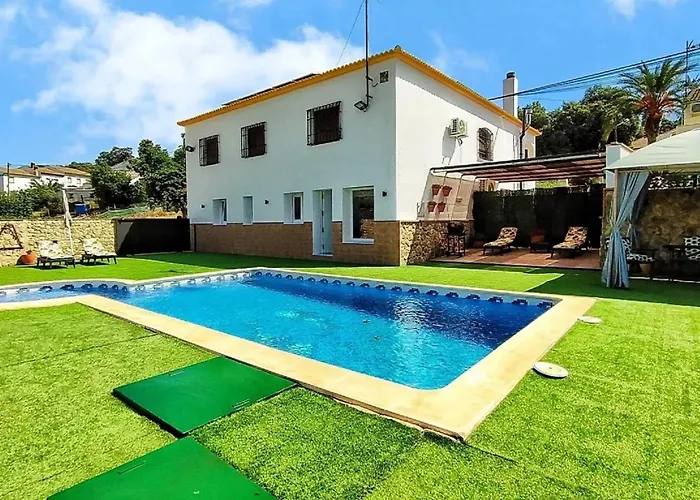 Charming Apartment In Los Prados Malaga 45 M² With Pool
