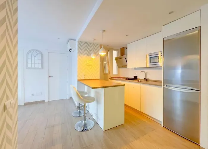 Family Apartment - Malaga Center