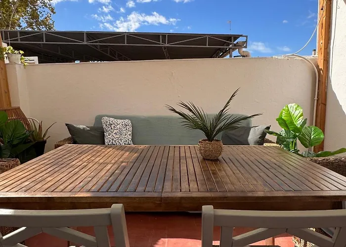 Apartment With Private Rooftop And Cinema Room
