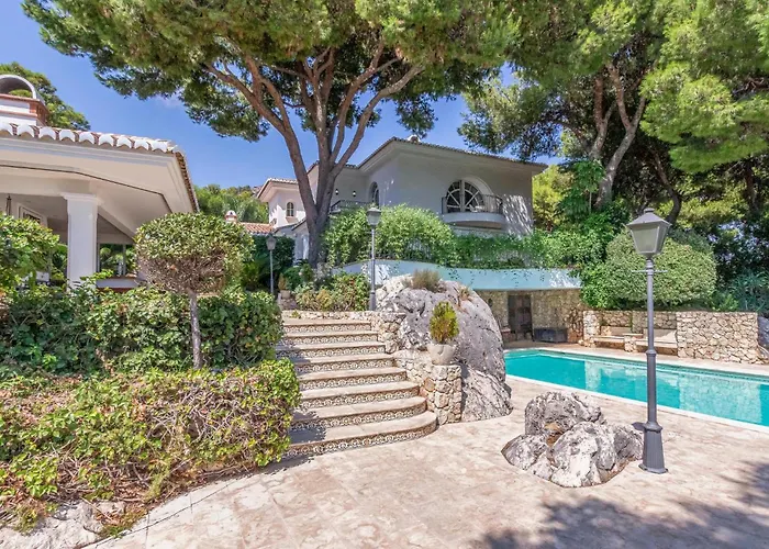Beautiful home in Málaga w/ WiFi, Heated swimming pool&Outdoor swimming pool