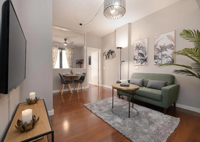Cathedral Suites - City Center Apartment