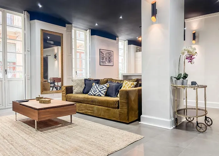 Fabulous Apartment In Historic Center By Rems