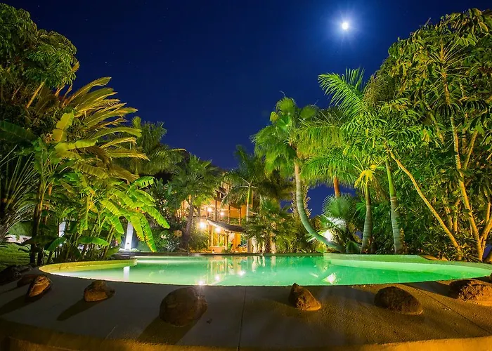 Indonesian Suites Tropical Garden