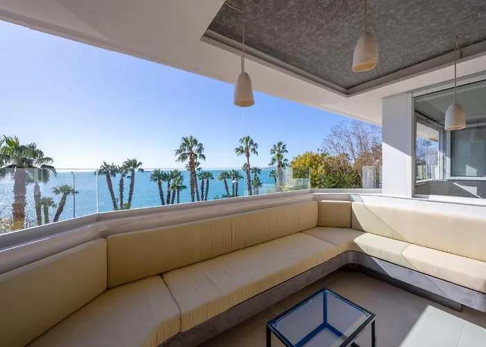 Caleta Homes - Casa Pirulo Sea View