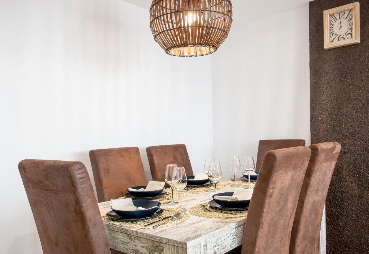 Apartamento Diseño Y Confort Frente Al Mar En La Playa De Huelin *