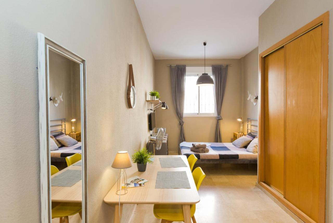 Center Merced Estudios Apartamento Málaga