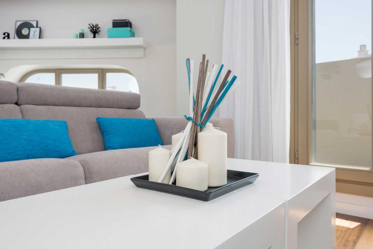 Felix Saenz Penthouse In By Solaga Homes * Málaga