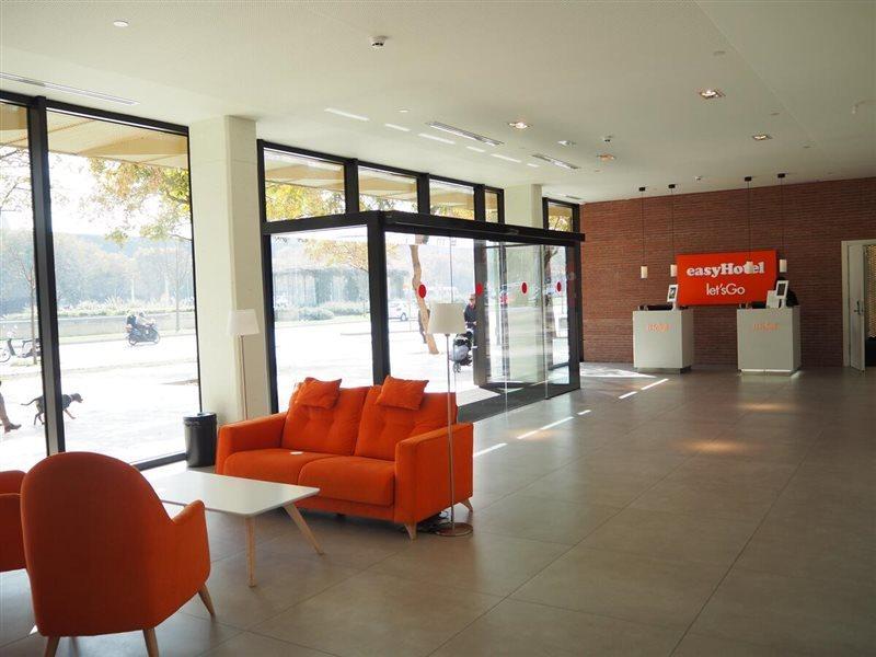 Pensión Easyhotel Centre