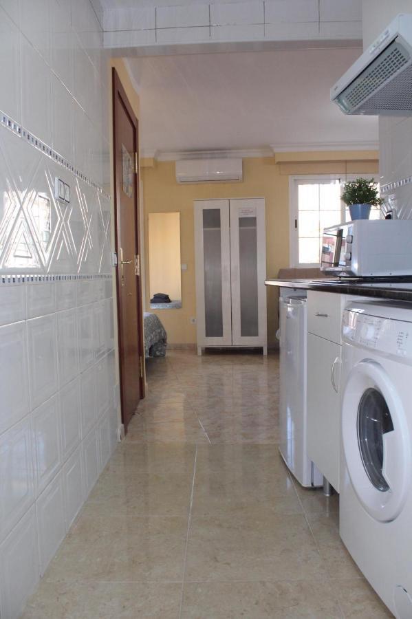 And New With Balcony Close To The 2ºb Malaga