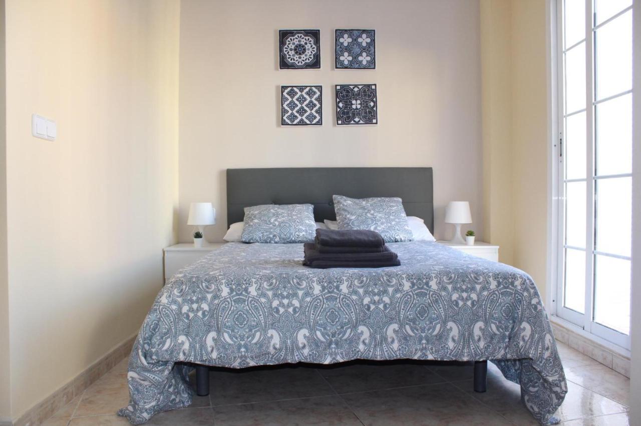 Apartment And New With Balcony Close To The 2ºb *