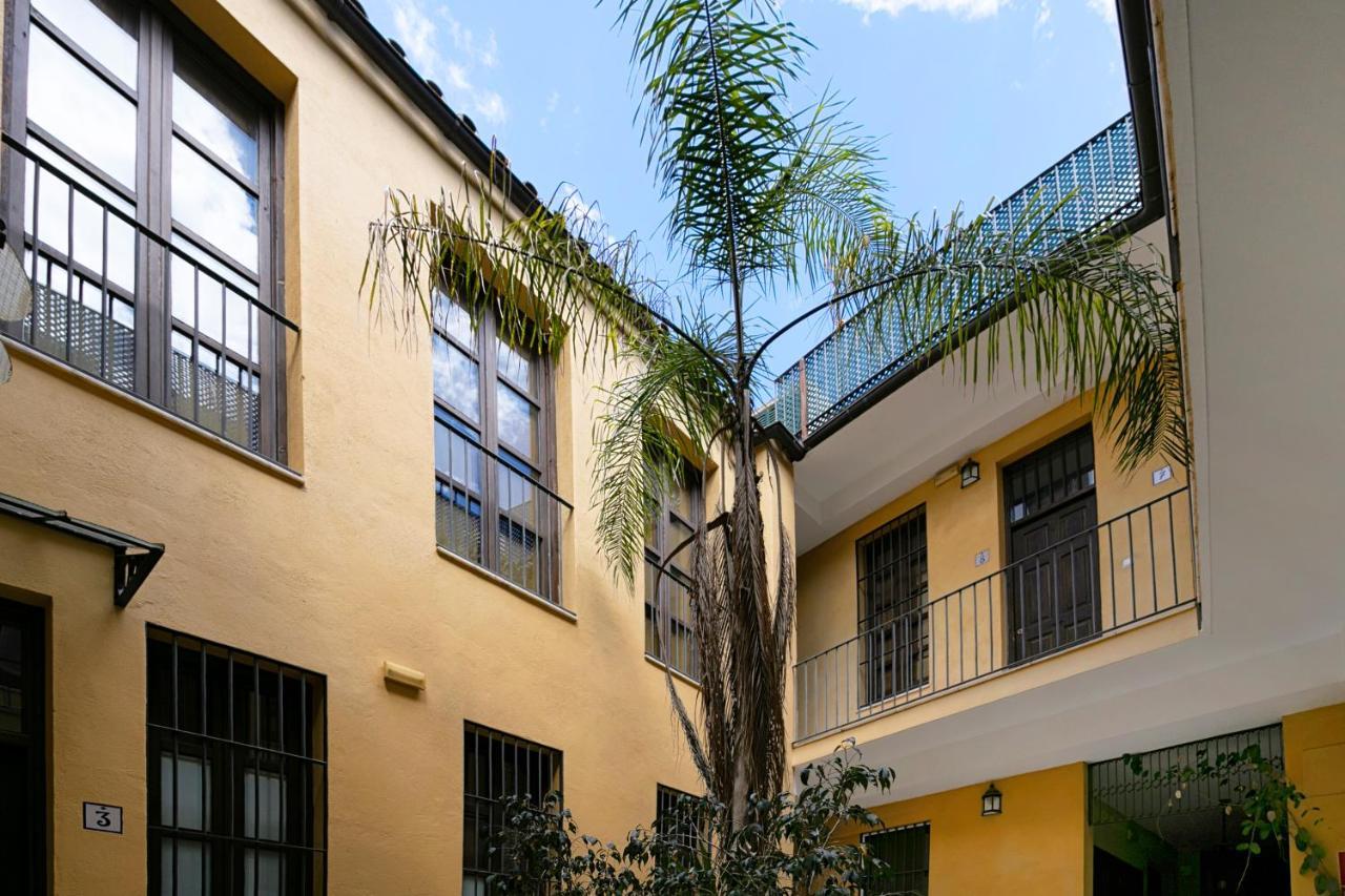 -malagasunapts- Premium Historical Citycentre Apartamento