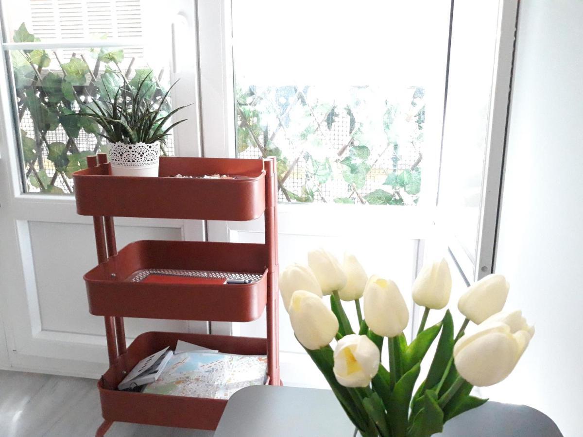 & Away In The Heart Of Historical Town Of Apartamento